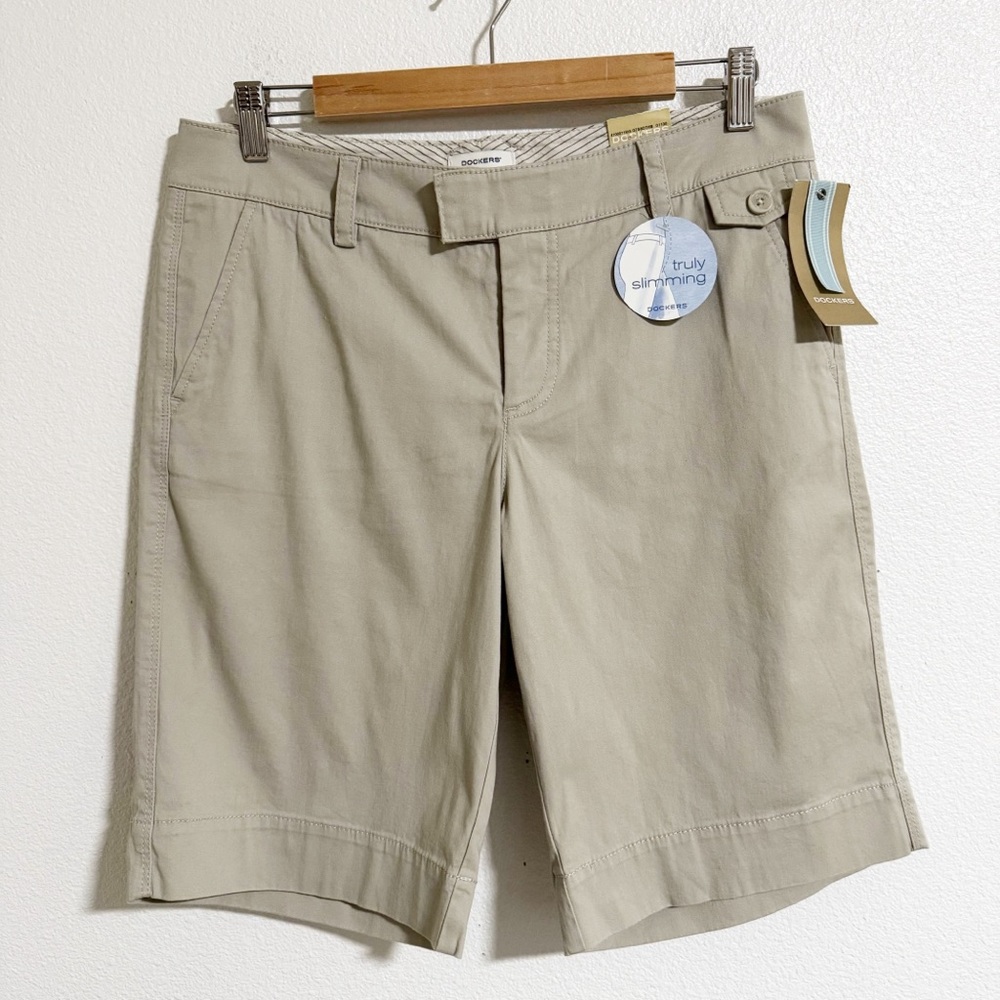NEW Dockers Jaelynn Truly Slimming Bermuda Shorts